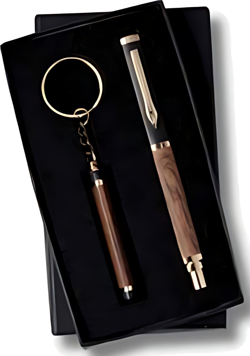 Pen & Keychain Gift Set – Unique Wood ( D ) – corporate gift