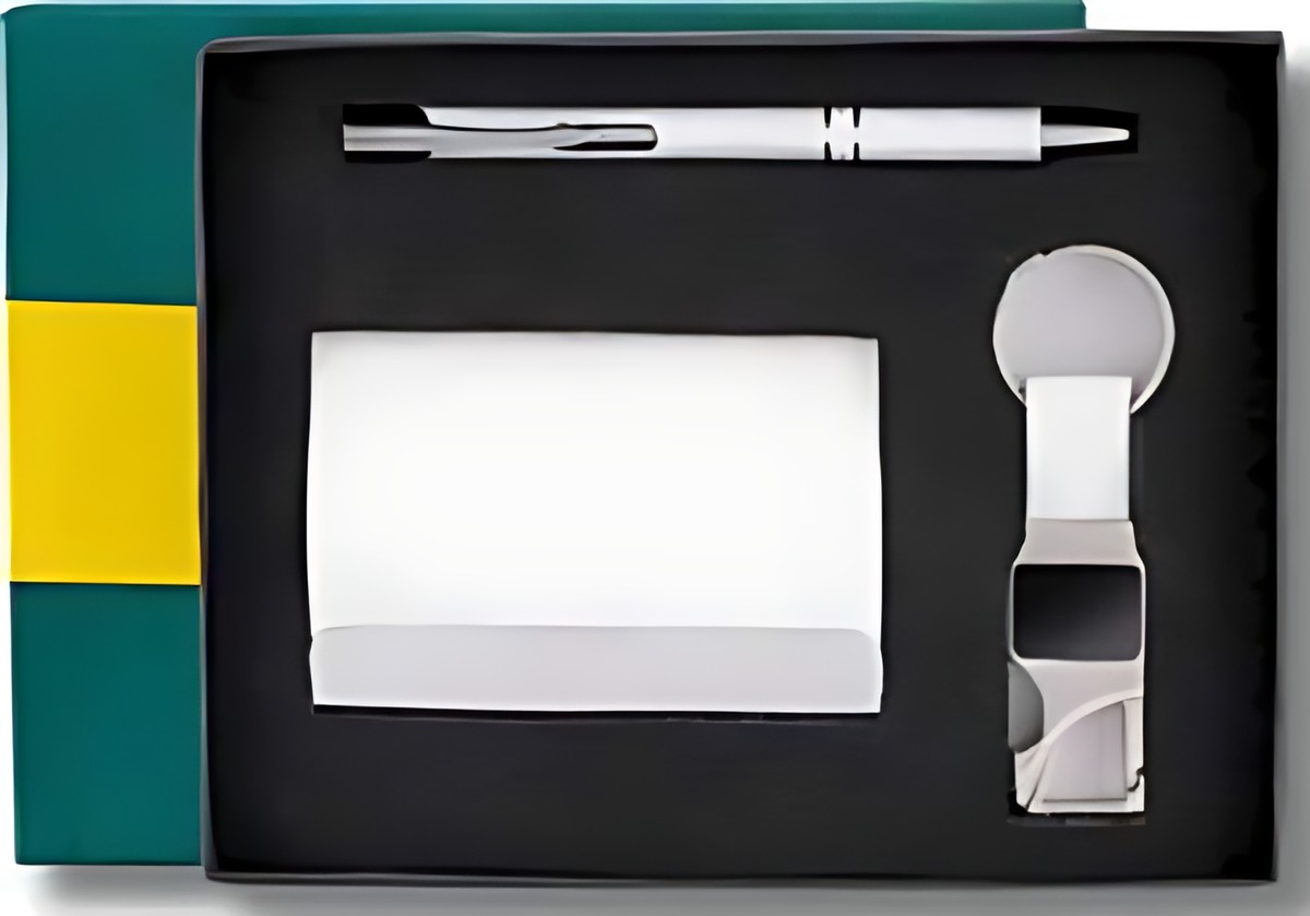 Pen, Keychain & Cardcase Gift Set – 320 White – corporate gift