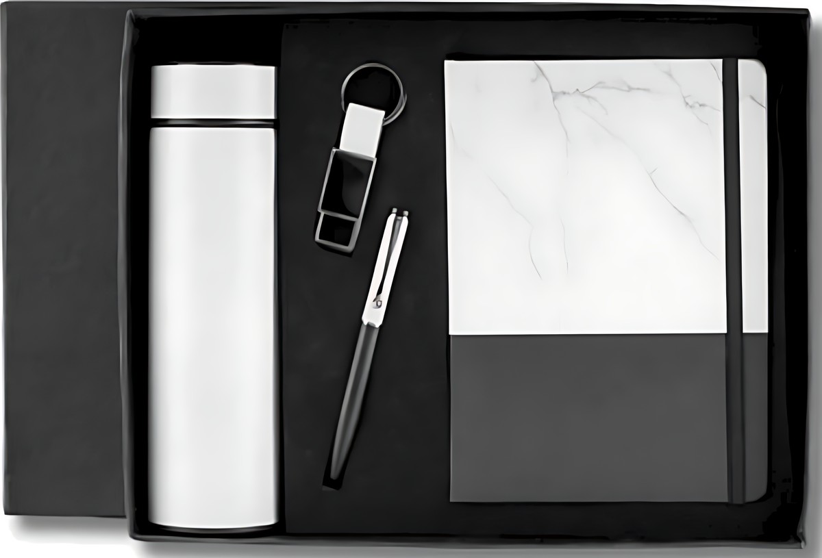 Pen, Keychain, Bottle & Diary Gift Set – 410 Black – corporate gift