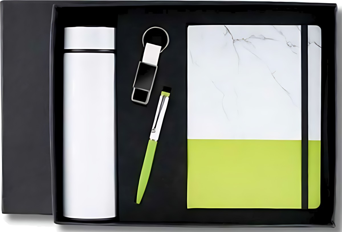 Pen, Keychain, Bottle & Diary Gift Set – 410 Green – corporate gift